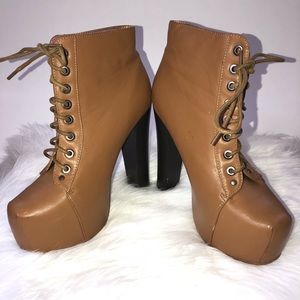 Caramel platform bootie